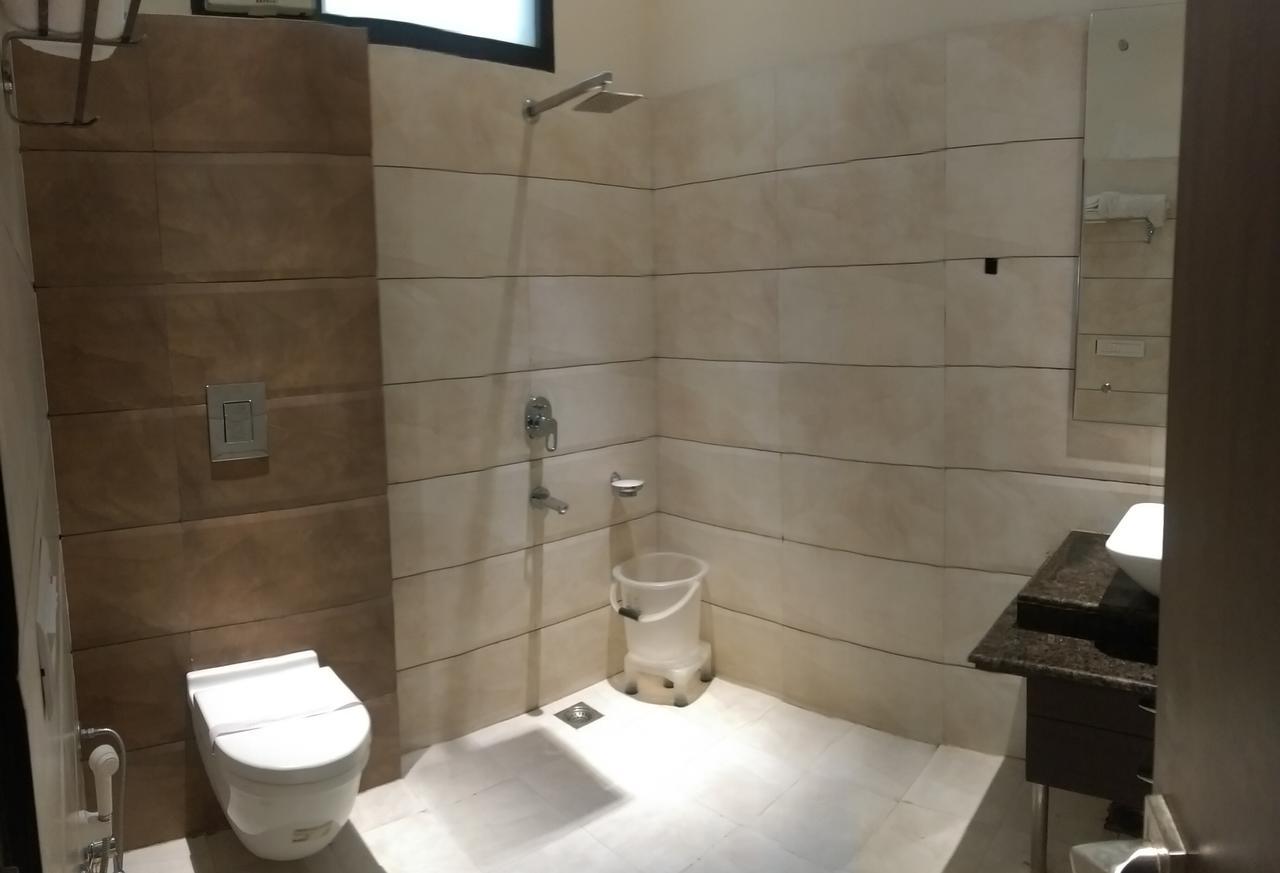 Hotel Aroma Inn Sirsa エクステリア 写真