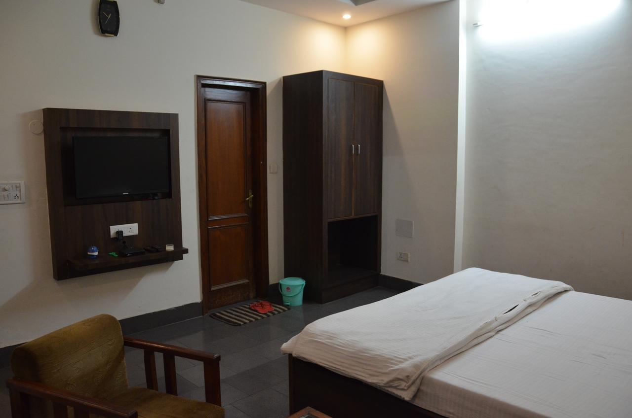 Hotel Aroma Inn Sirsa エクステリア 写真