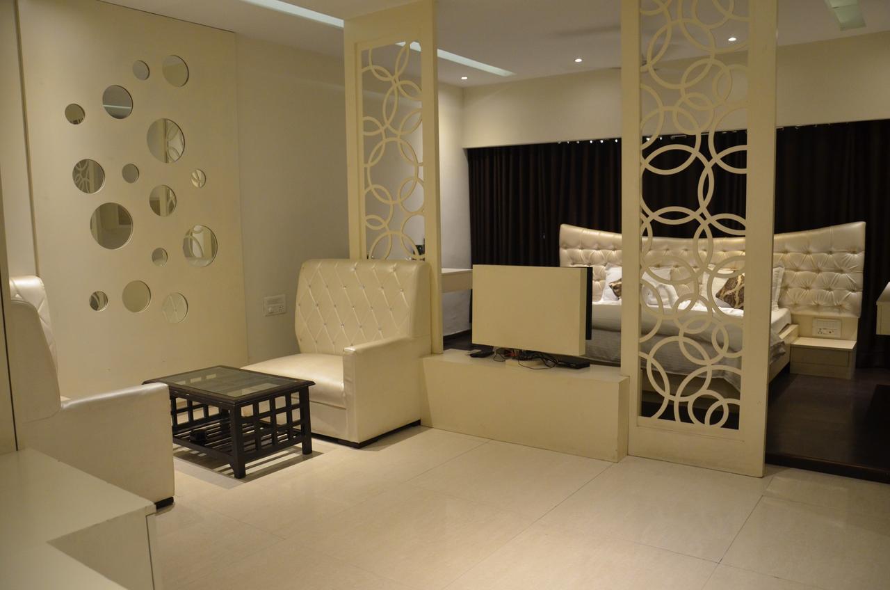 Hotel Aroma Inn Sirsa エクステリア 写真